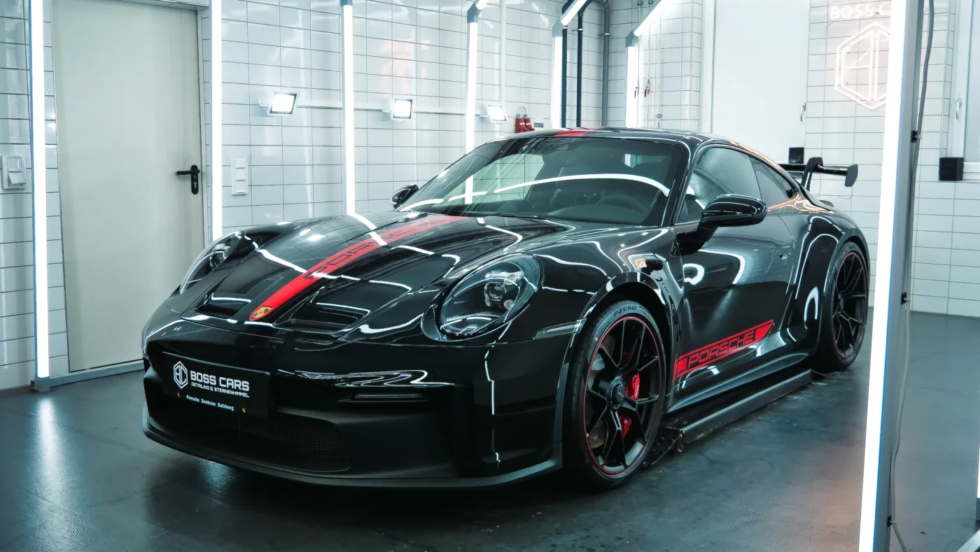Porsche 911 GT3 in Schwarz bei Boss Cars Detailing