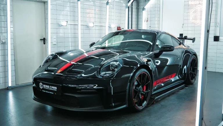 Porsche 911 GT3 in Schwarz