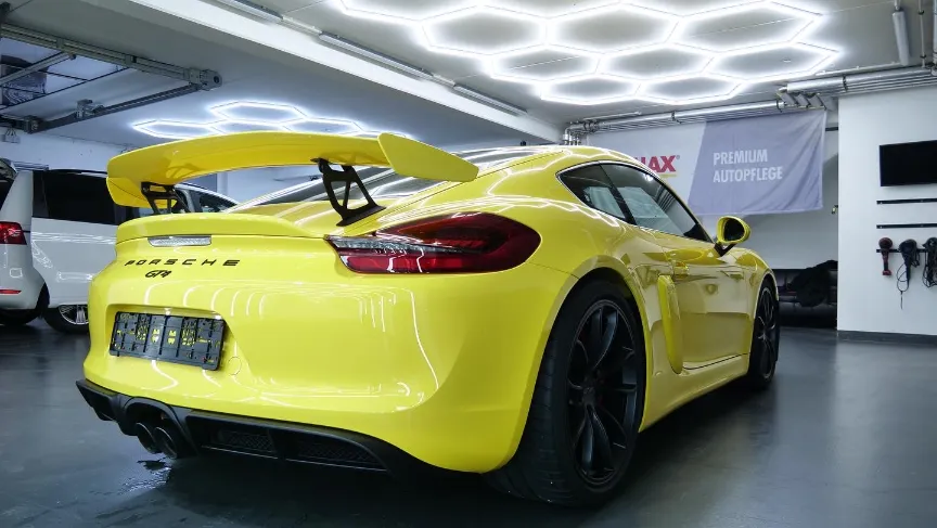 Porsche 718 Cayman GT4, Foto 2