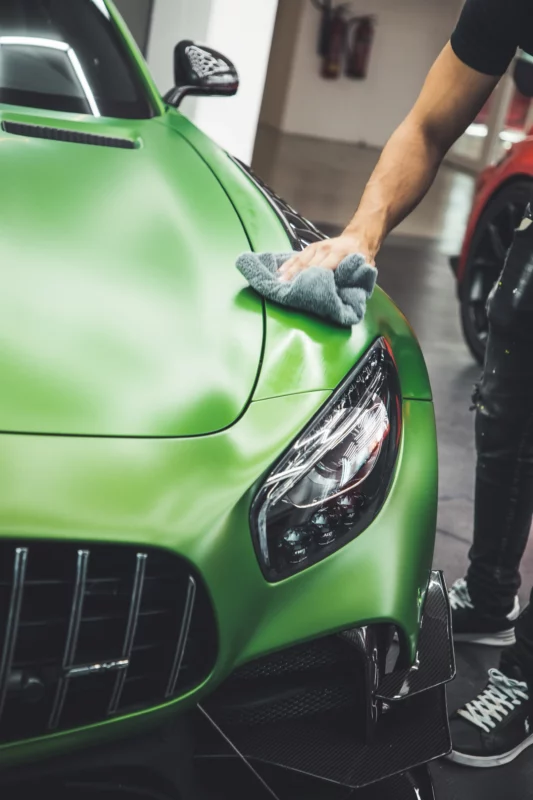 Finish an einem Mercedes-AMG GT