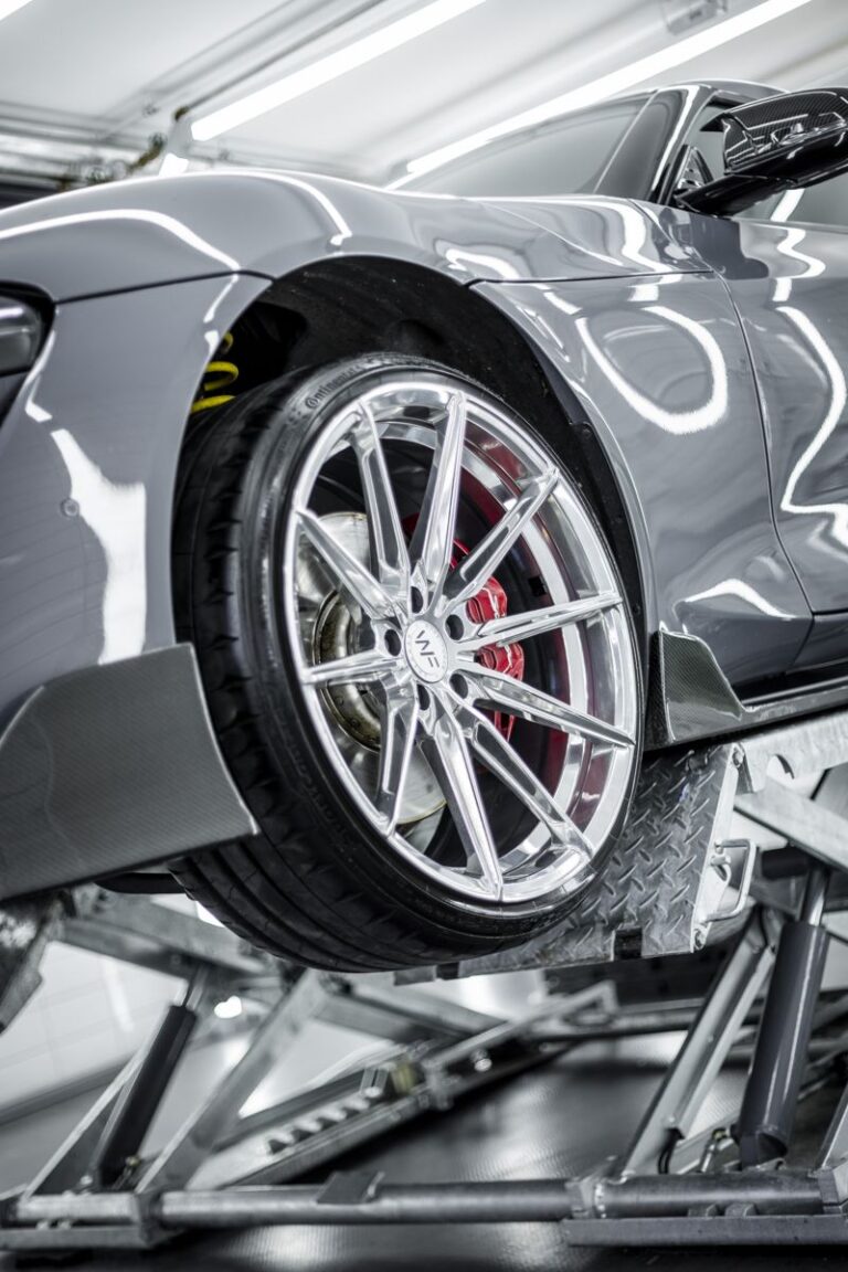 Politur und Keramikversiegelung kombiniert bei Boss Cars
